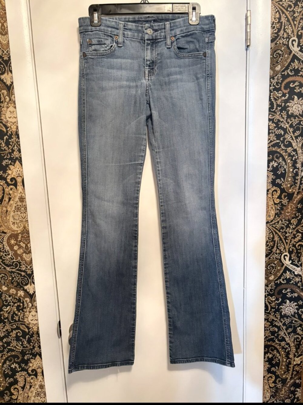 7 for all Mankind A Pocket with Sparkly Rhinestones Denim Bootcut Jeans Size 30 - Picture 2 of 9